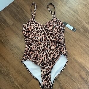 New! Nicole Miller One Piece Swimsuit Animal Leopard Print w/side Ruching M 6-8